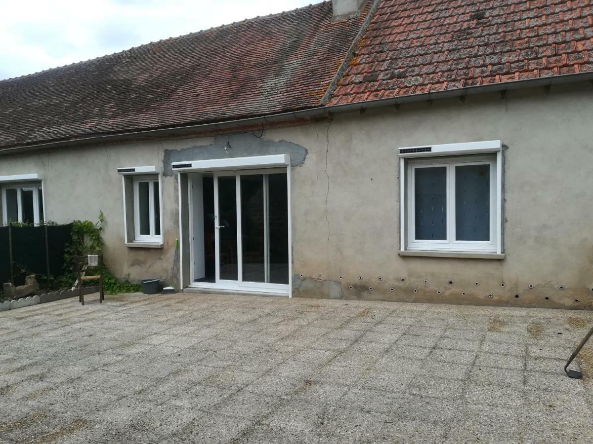 Maison A La Ferme Saint-Aubin-le-Monial Exteriér fotografie